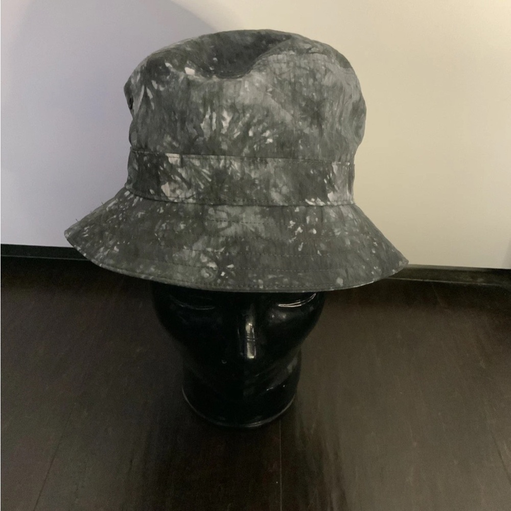 Lululemon Dark Type Tie Dye Bucket Hat Size S/M